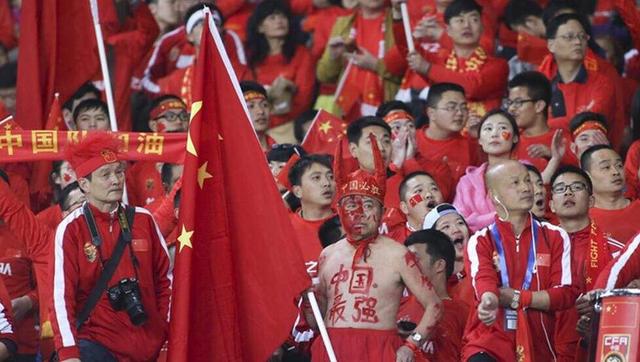公交车被cao到合不拢腿